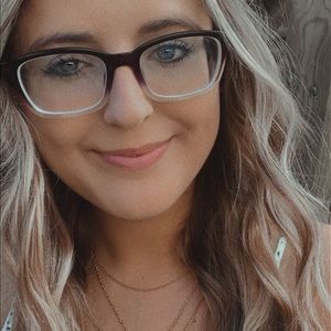 Meet your Posher, Tori